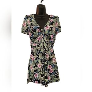 NWT Blue Rain Floral Romper From Francesca's - S